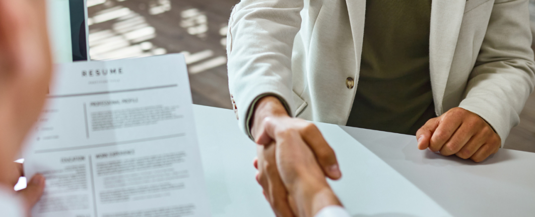 Mains recrutement