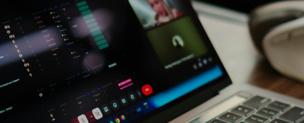 Vidéoconférence sur un ordinateur portable