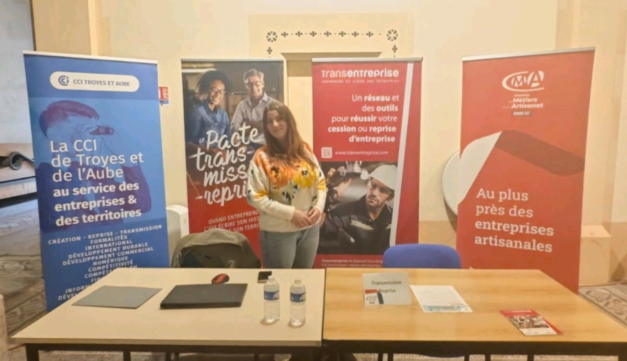 Stand de la CMA pour RDV Reconversion CMA AUbe
