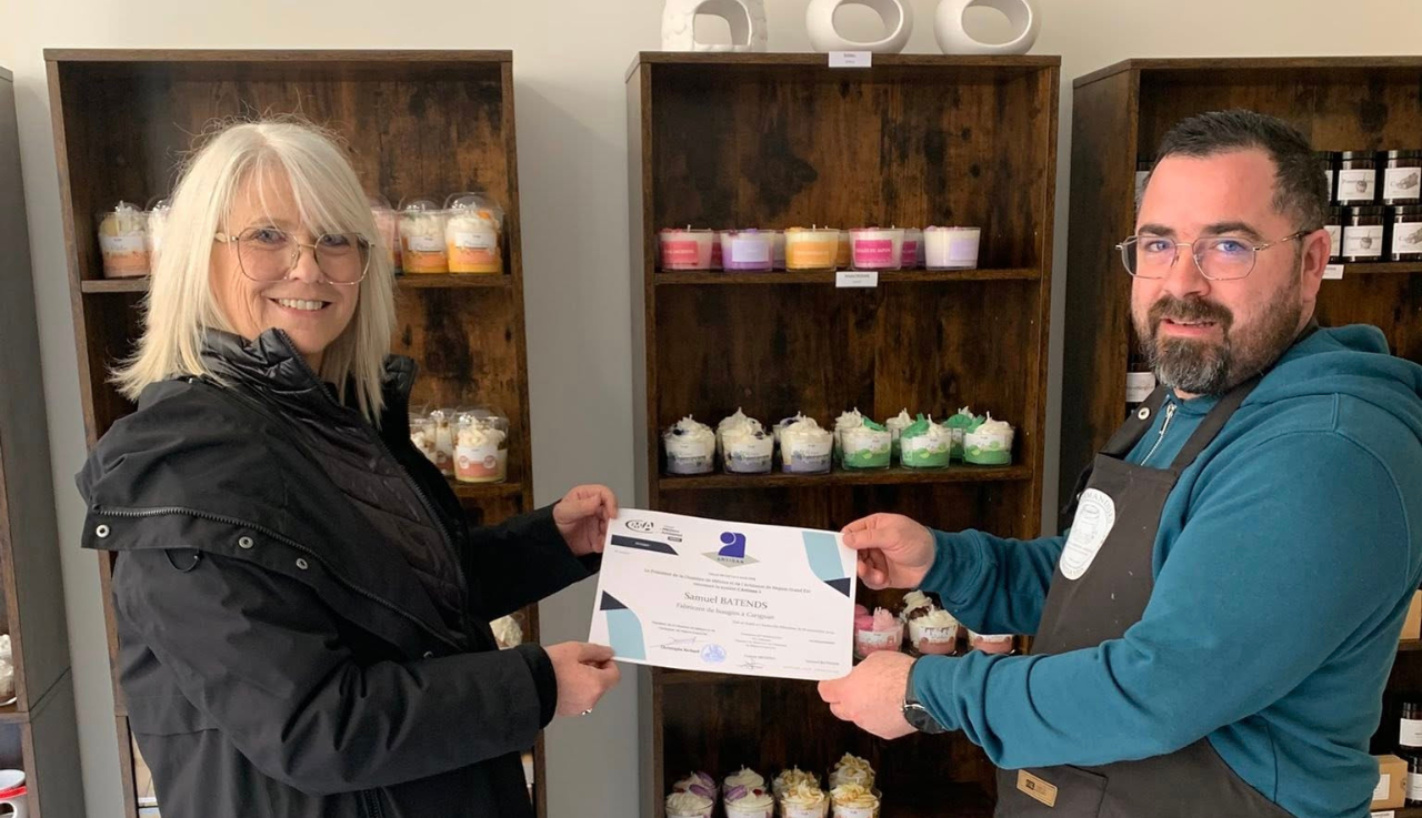 Samuel Batends reçoit le titre d’artisan