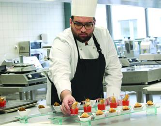 Un professeur en charcuterie-traiteur à CMA Formation Nancy