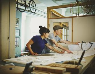 Photos de deux jeunes artisans 
