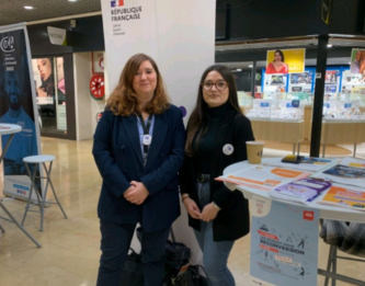 Stand des partenaires au RDV Reconversion