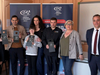 Photo de groupe lors de la cérémonie Objectif Net en Haute Marne