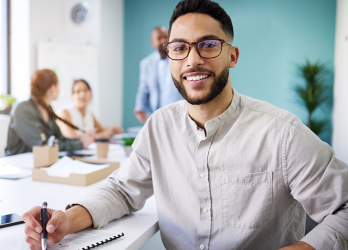 Photo d'un étudiant en BTS management commercial à CMA Formation Mulhouse