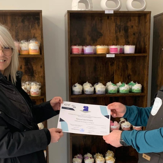 Samuel Batends reçoit le titre d’artisan