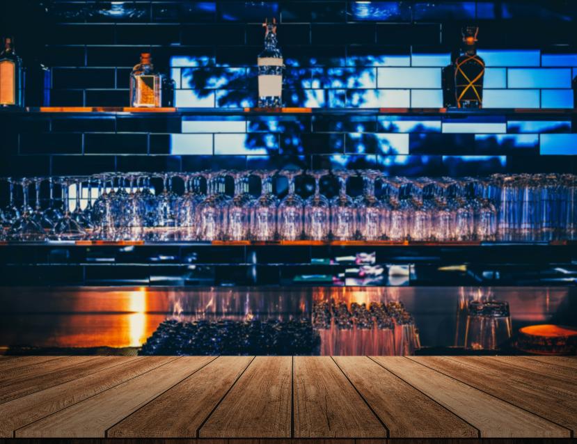 Arrière d'un comptoir de bar